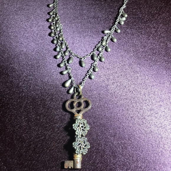 Vintage Handmade Skeleton Key Necklace - Picture 2 of 7